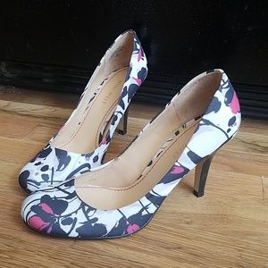 Nine West Pumps - Floral Pattern